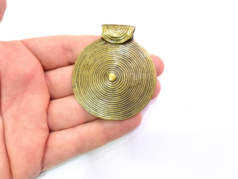 Antique Bronze Pendant Antique Bronze Plated Metal Pendant (54mm) G13926