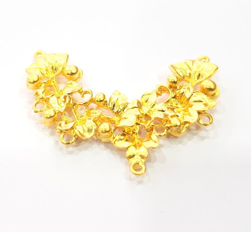 Flower Pendant Gold Plated Metal Pendant (64x28mm)  G10728