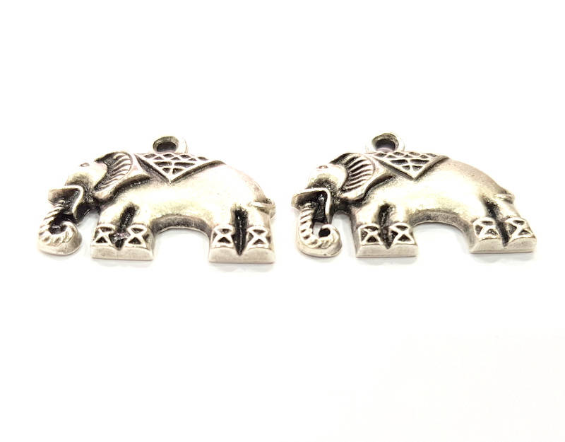 2 Elephant Charms Antique Silver Plated Metal (27x21mm) G10816