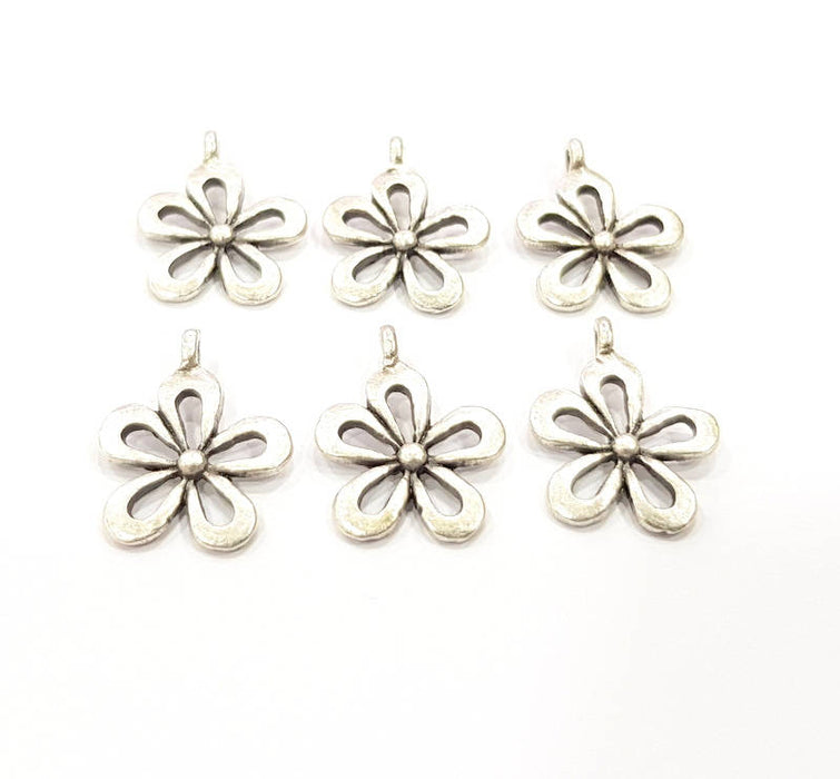 10 Flower Charms Silver Charms Antique Silver Plated Metal (18x14mm) G10892