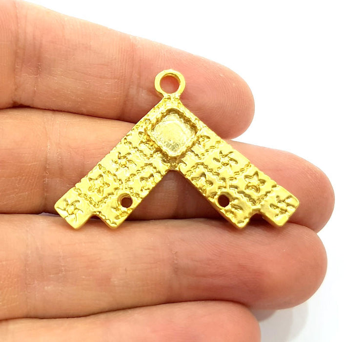 2 Gold Pendant Blank Gold Plated Metal (43x30mm)  G10999