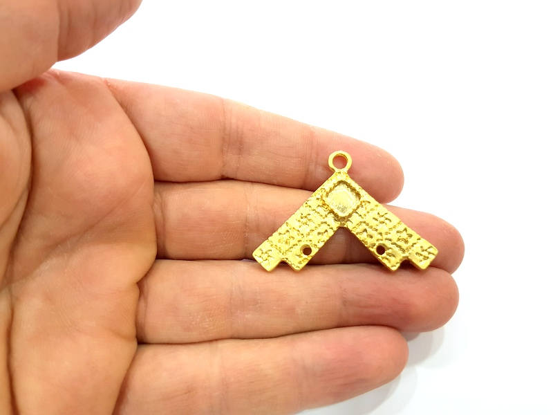 2 Gold Pendant Blank Gold Plated Metal (43x30mm)  G10999