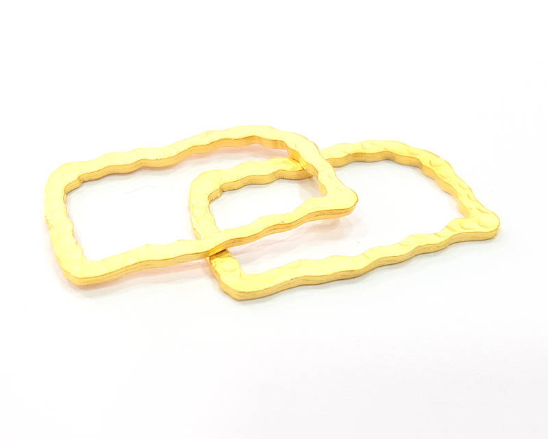 4 Hammered Connector Gold Plated Metal Connector  (31x18mm)  G11005