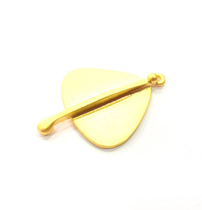 Gold Charm Gold Plated Metal (39x26mm)  G11032
