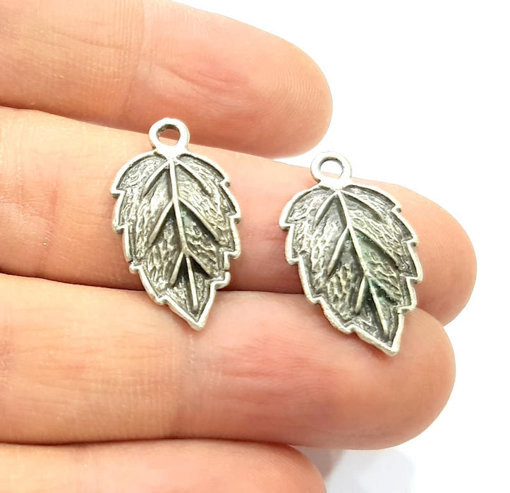 8 Leaf Charms Silver Charms Antique Silver Plated Metal (24x14mm) G11063