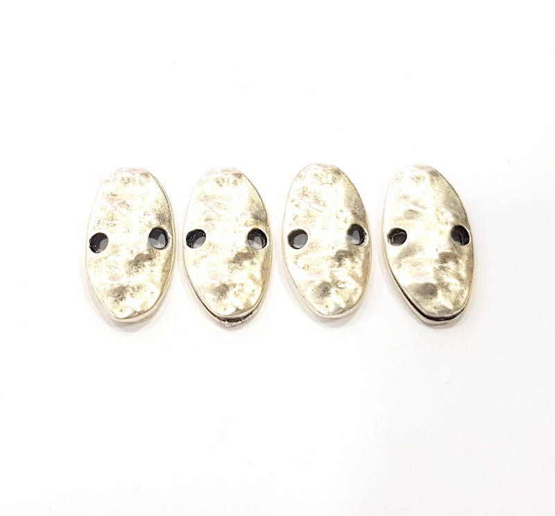 4 Hammered Oval Charms Findings Silver Charms Connector Antique Silver Plated Metal (22x11mm) G11104