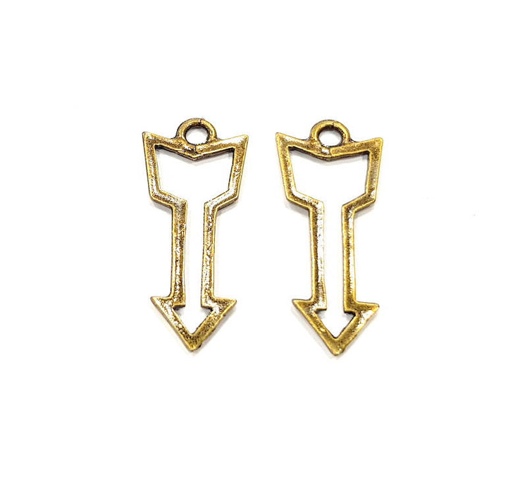 10 Arrow Charm Antique Bronze Charm Antique Bronze Plated Metal (33x13mm) G11123