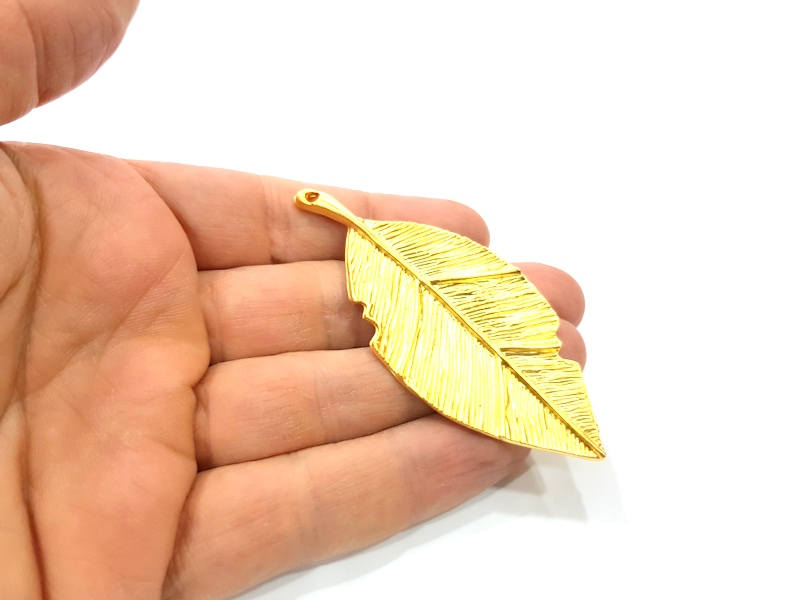 Leaf Pendant Gold Pendant Gold Plated Metal (78x34mm)  G11134