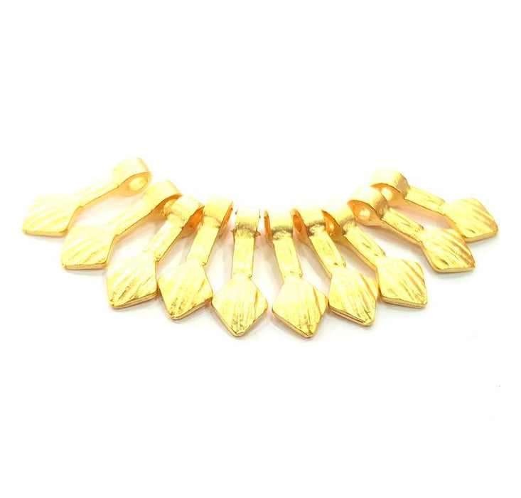 8 Gold Charm Gold Spike Charm Gold Plated Metal (22x8mm)  G12181