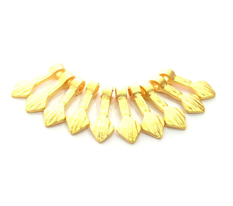 8 Gold Charm Gold Spike Charm Gold Plated Metal (22x8mm)  G12181