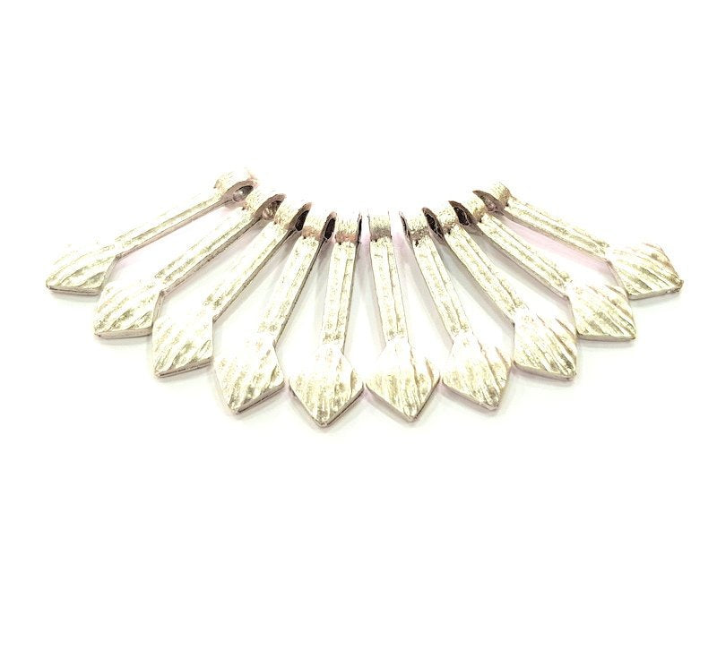 10 Silver Charms Antique Silver Plated Metal (30x9mm) G12217