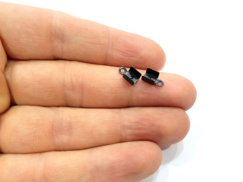 20 Black Fold Over Crimp Cord End With Loop Findings Black Plated Brass (8x5mm)  G12263