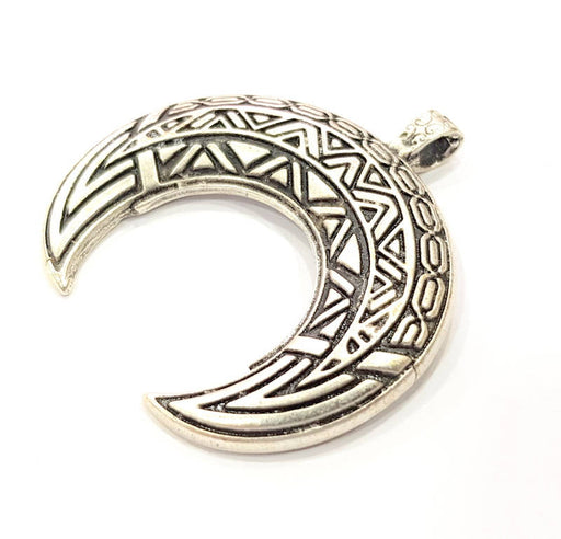 Crescent Pendant Silver Pendant Antique Silver Plated Metal (52x50mm) G12044
