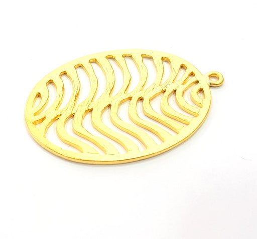 Oval Wavy Pendant Gold Pendant Gold Plated Metal (53x37mm)  G11333