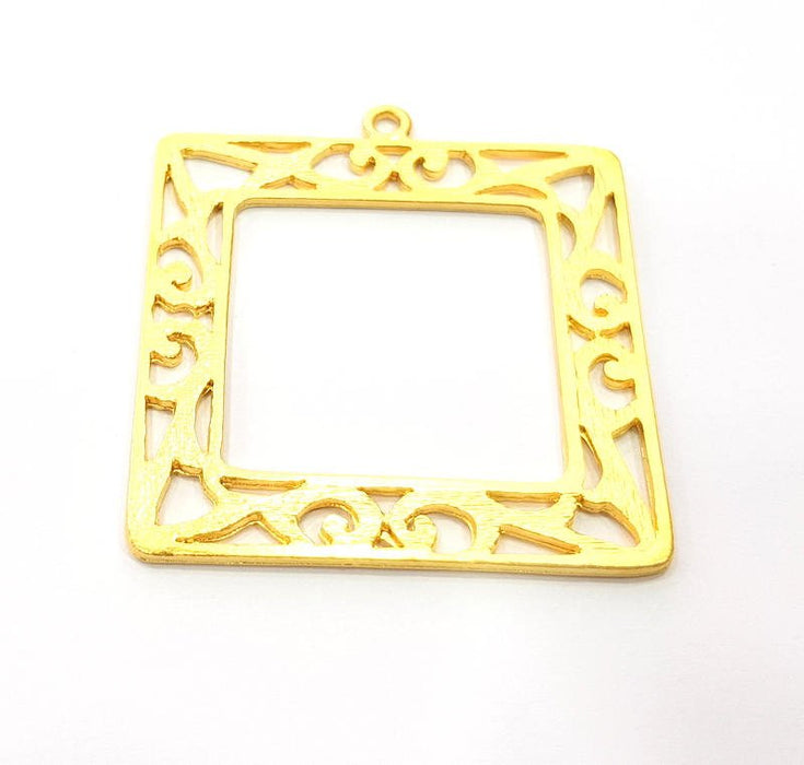 Square Frame Pendant Gold Pendant Gold Plated Metal (46mm)  G11336