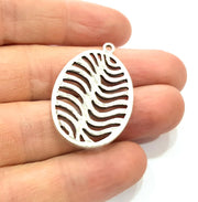 2 Oval Wavy Charm Silver Charms Antique Silver Plated Metal (36x25mm) G11396