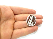 2 Oval Wavy Charm Silver Charms Antique Silver Plated Metal (36x25mm) G11396