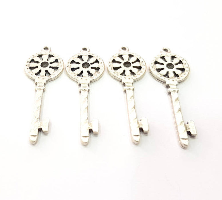 4 Key Charm Silver Charms Antique Silver Plated Metal (43x15mm) G11410