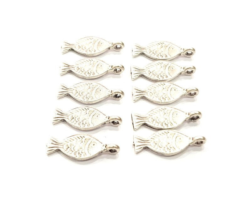 10 Fish Charm Silver Charms Antique Silver Plated Metal (21x8mm) G12315