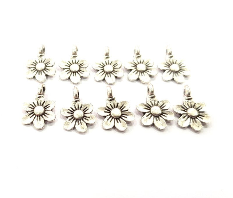 20 Flower Charm Silver Charms Antique Silver Plated Metal (10mm) G12316