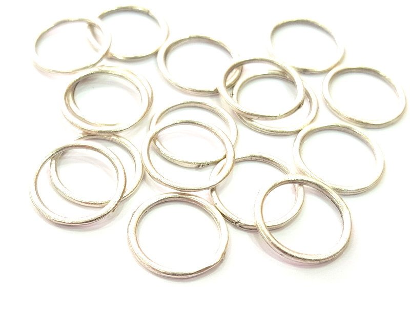 50 Silver Circle Connector Charms Antique Silver Plated Charms (16mm) G12338