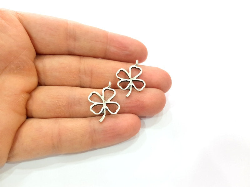 10 Clover Charm Antique Silver Plated Charms (24x16mm) G12343