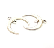 4 Crescent Charm Silver Moon Charm Antique Silver Plated Pendants  (28mm)  G12355