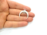 4 Crescent Charm Silver Moon Charm Antique Silver Plated Pendants  (28mm)  G12355