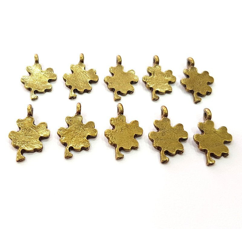 20 Clover Charm Antique Bronze Charm Antique Bronze Plated Metal (18x11mm) G12386