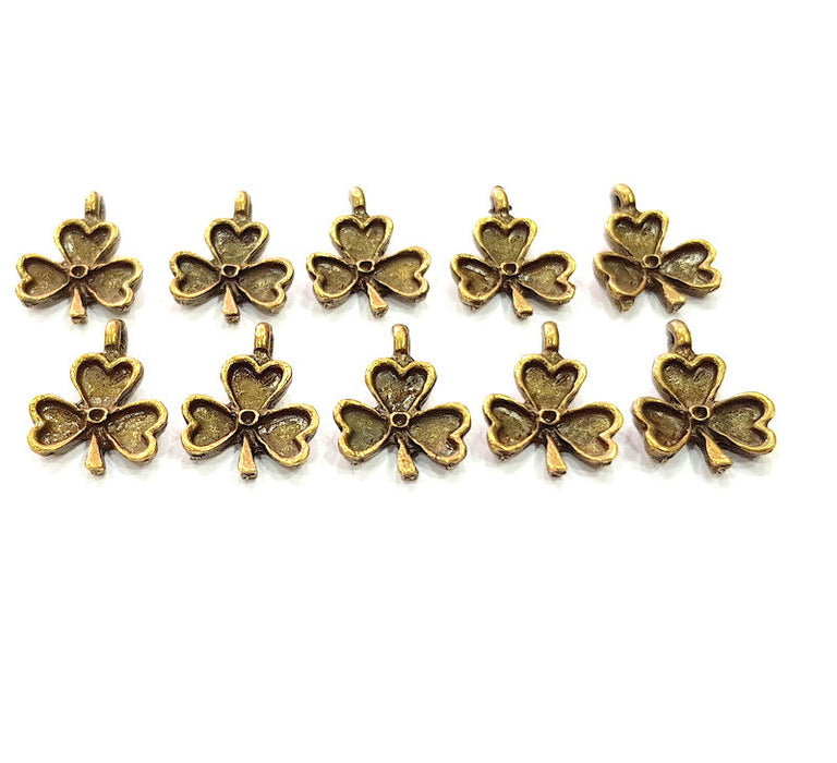 10 Clover Charm Antique Bronze Charm Antique Bronze Plated Metal (17x12mm) G12393