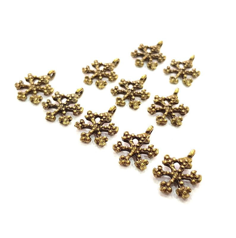 10 Snowflake Charm Antique Bronze Charm Antique Bronze Plated Metal (18x14mm) G12394