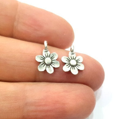 50 Flower Charm Silver Charms Antique Silver Plated Metal (10mm) G12316