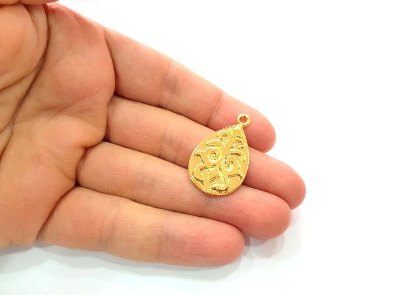2 Gold Charm Gold Plated Charm Gold Plated Metal (32x20mm)  G12472