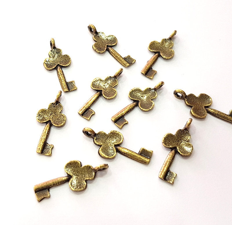 20 Key Charm Antique Bronze Charm  (22x10mm) G12583