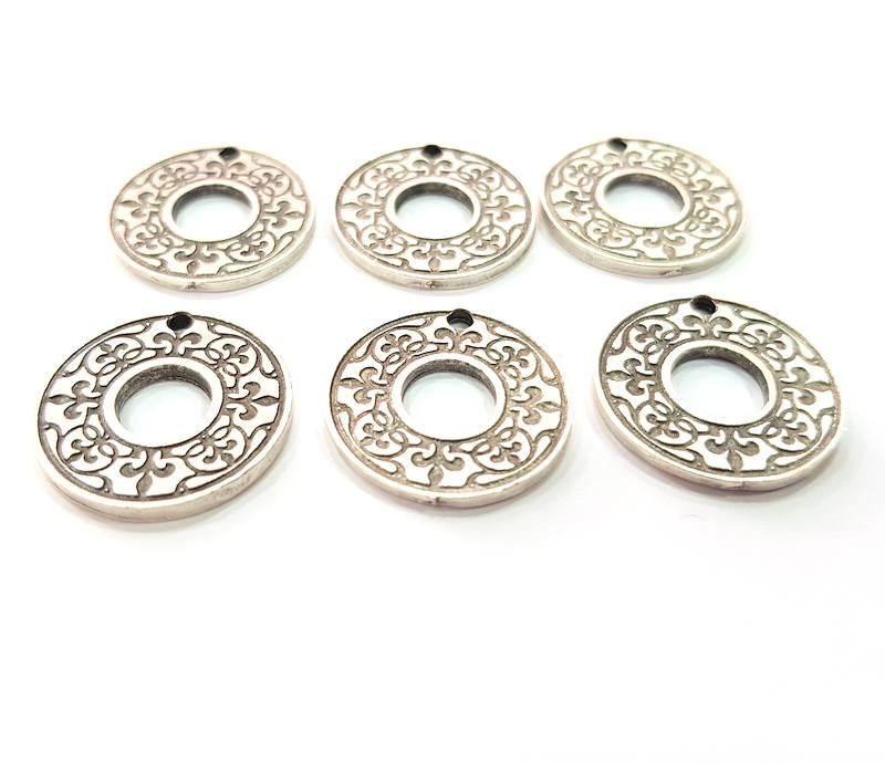 6 Silver Charms Antique Silver Plated Metal (20mm) G11626