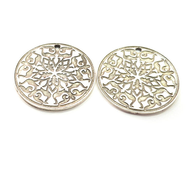 2 Silver Charms Antique Silver Plated Metal (30mm) G11632