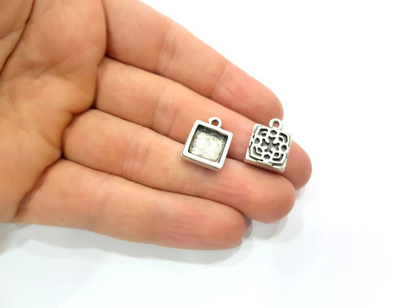 6 Silver Pendant Blank Bezel Base Setting inlay Blank Earring Base Resin Blank Mountings Antique Silver Plated (10mm square blank)  G11638
