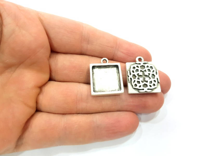 4 Silver Pendant Blank Bezel Base Setting inlay Blank Earring Base Resin Blank Mountings Antique Silver Plated ( 20mm square blank)  G15704