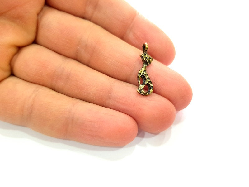 20 Cat Charm Antique Bronze Charm Antique Bronze Plated Metal  (17x13mm) G12592