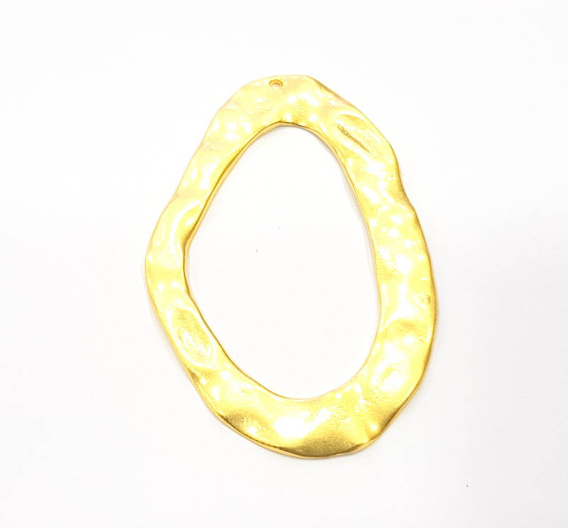 Hammered Gold Pendant Gold Plated Metal (67x45mm)  G11835