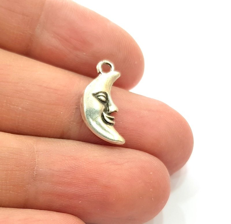10 Moon Charm Silver Charms Antique Silver Plated Metal (18x9mm) G12671