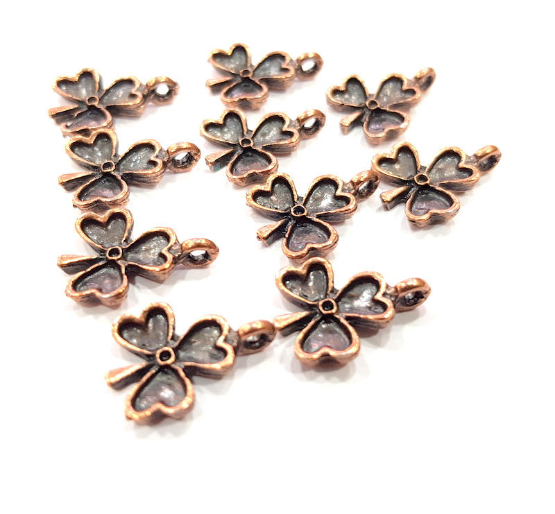 10 Clover Charm Antique Copper Charm Antique Copper Plated Metal (17x12mm) G15627