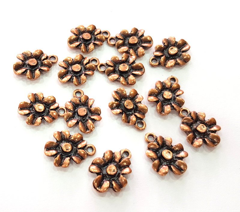 10 Flower Charm Antique Copper Plated Metal (17x13mm) G13110