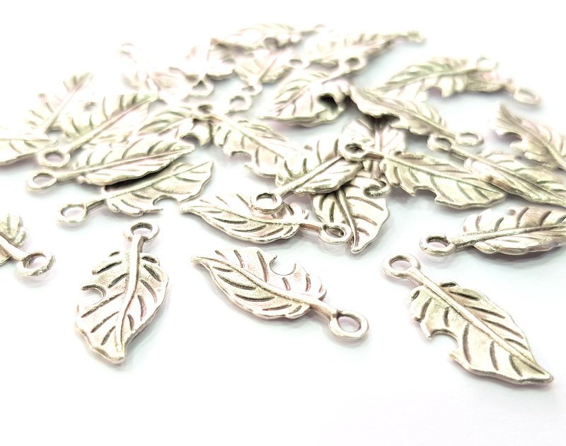 20 Leaf Charm Silver Charms Antique Silver Plated Metal (22x9mm) G13374