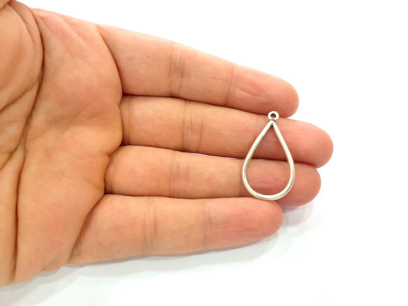 10 Teardrop Charm Antique Silver Plated Metal (32x18mm) G16100