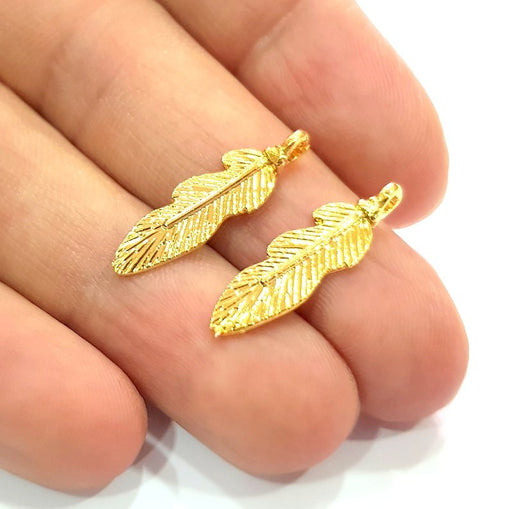 6 Feather Charm Gold Plated Charm Gold Plated Metal (25x7mm)  G12208