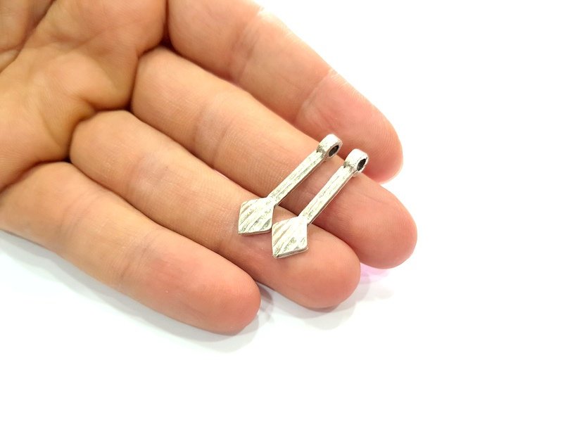 10 Silver Charms Antique Silver Plated Metal (30x9mm) G12217