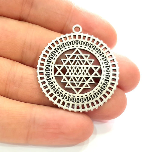 2 Silver Mandala Pendant Antique Silver Plated Metal (36mm) G13529