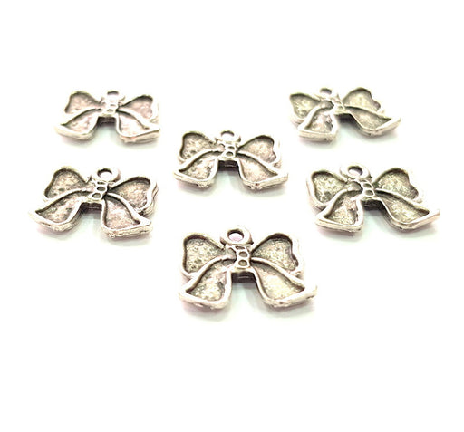 6 Silver Charms Antique Silver Plated Metal (15x14mm) G13539