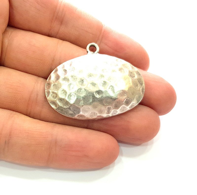 2 Hammered Pendant Silver Pendant Antique Silver Plated Metal (41x32mm) G13544